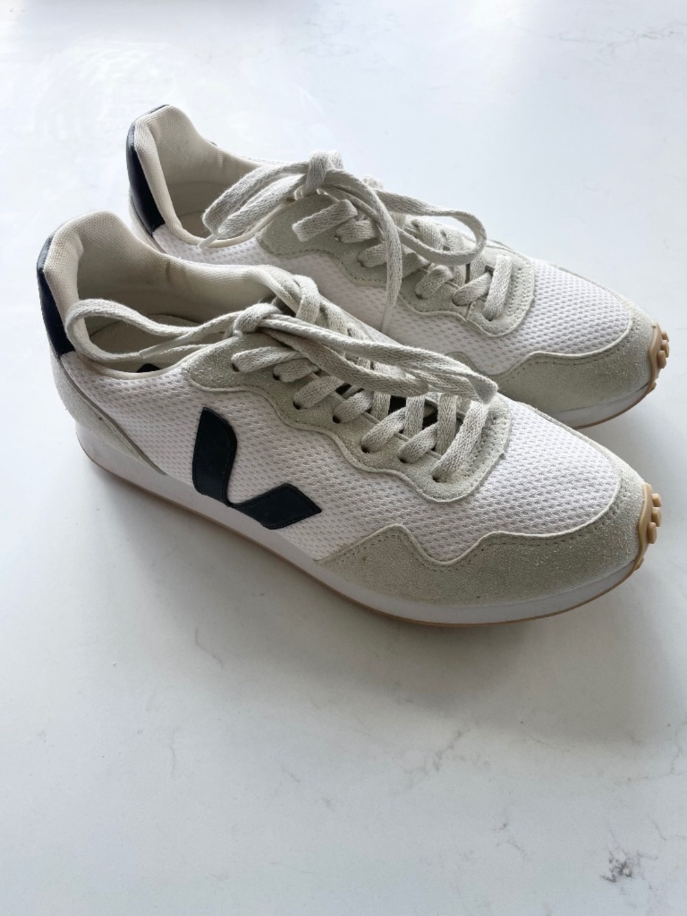 VEJA SDU REC Alveomesh White Black Natural Vegan Sneakers 40 / US 9